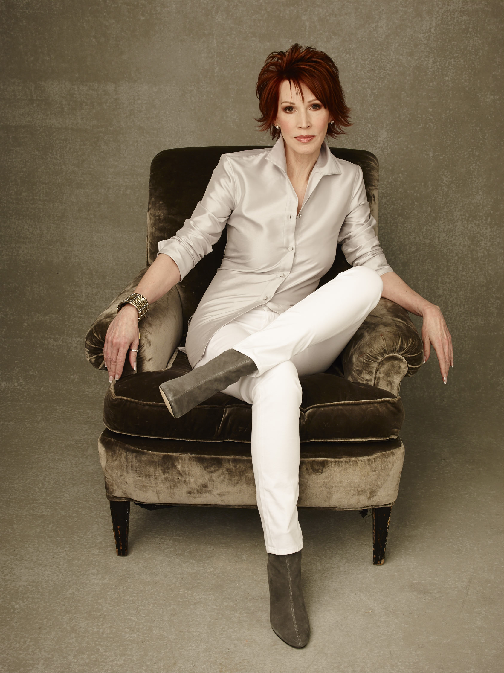 Sandra Brown author photo