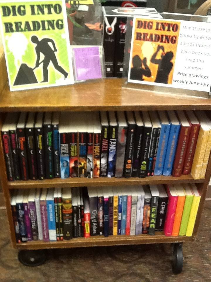 Dig Into Reading on the book carts