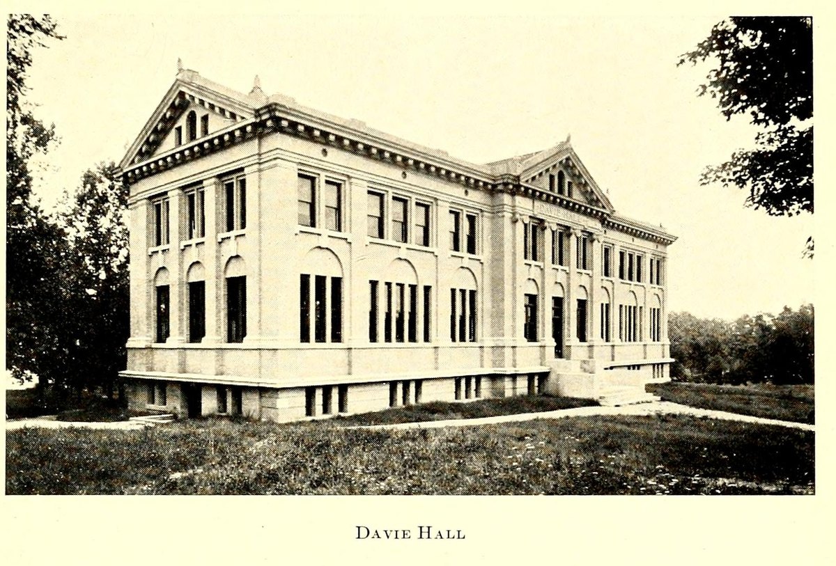 Davie Hall, University of North Carolina, photograph published in 1912