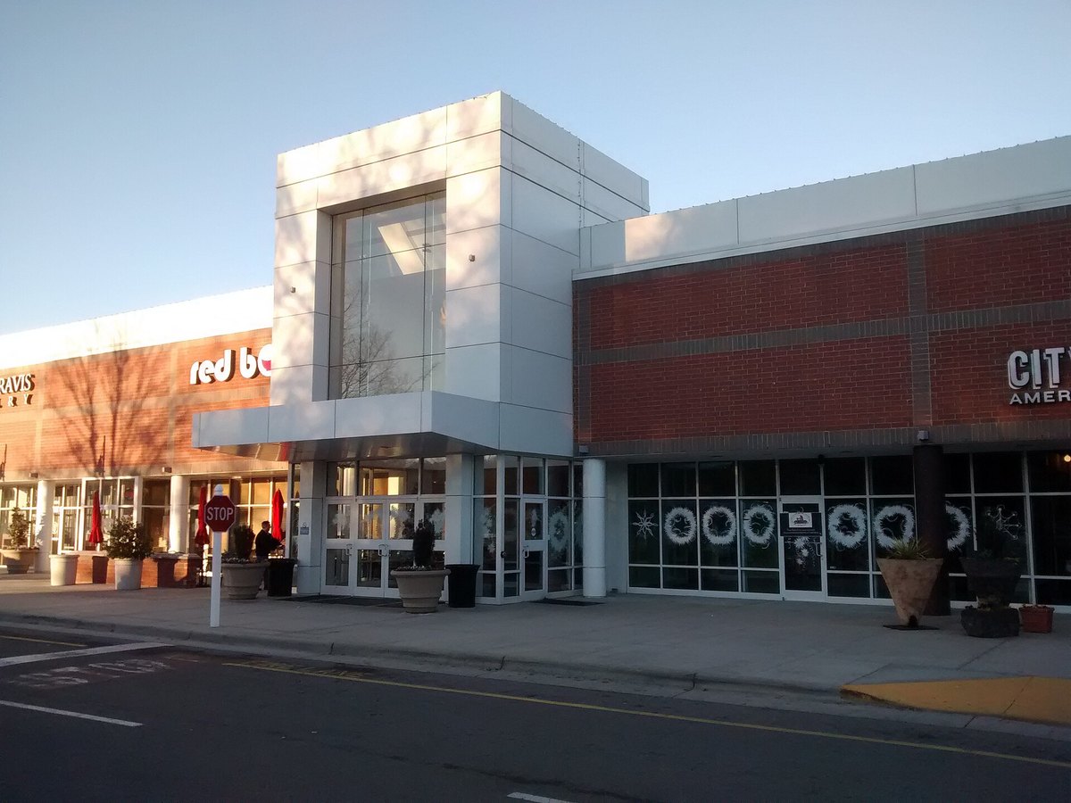 University Mall, Chapel Hill, 26 December 2014